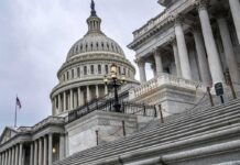 Trump’s “Golden Fleet” Hits a $275 Billion Problem US Capitol building dome and steps